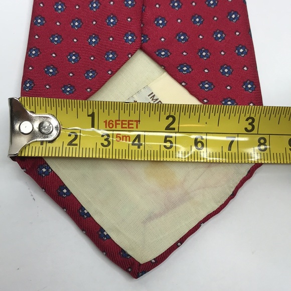 Vintage YVES Saints Laurent Red 100% Silk Print Neck Tie - Picture 4 of 6